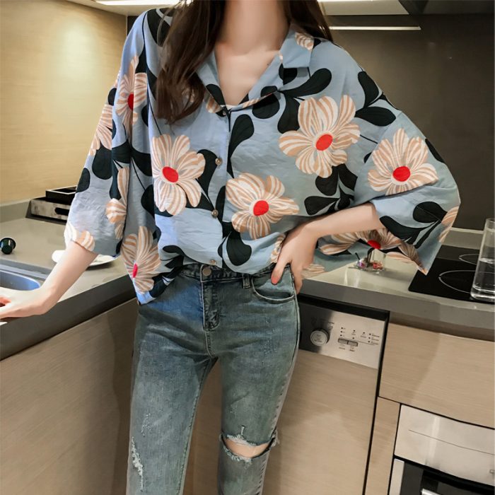 New Loose Western Style Blouse Chiffon Sunscreen Shirt Retro Floral - Image 3
