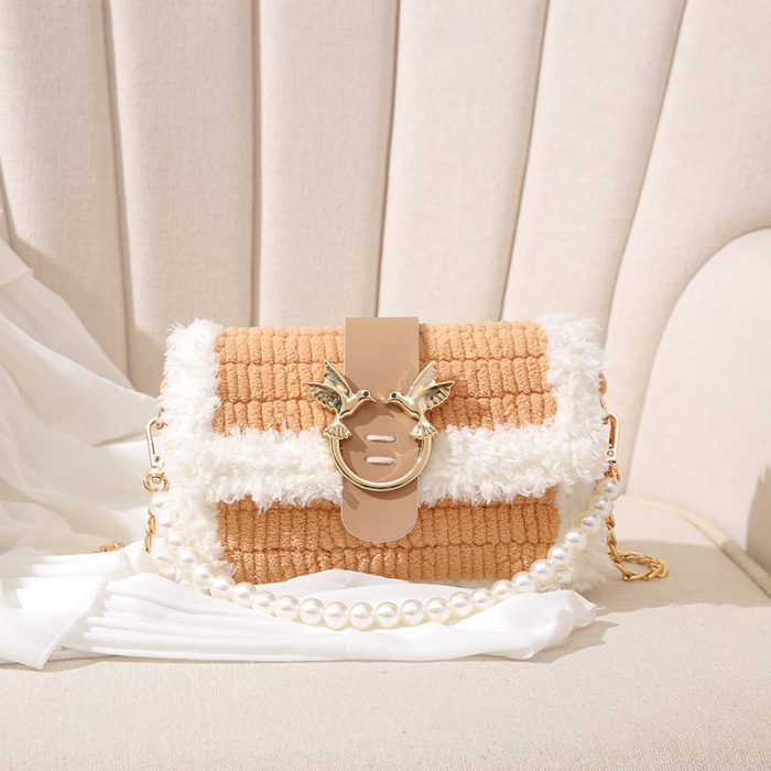 DIY Hand-knitted Plush Hand-sewn Material Bag - Image 4