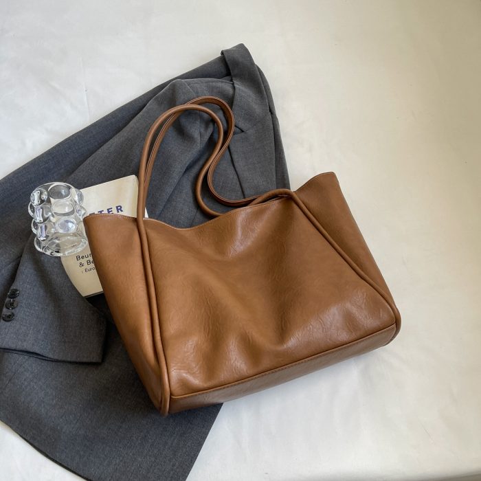 Soft Leather Shoulder Bag Large Capacity Commuter Totes Shopping Travel Bags For Women - Image 8
